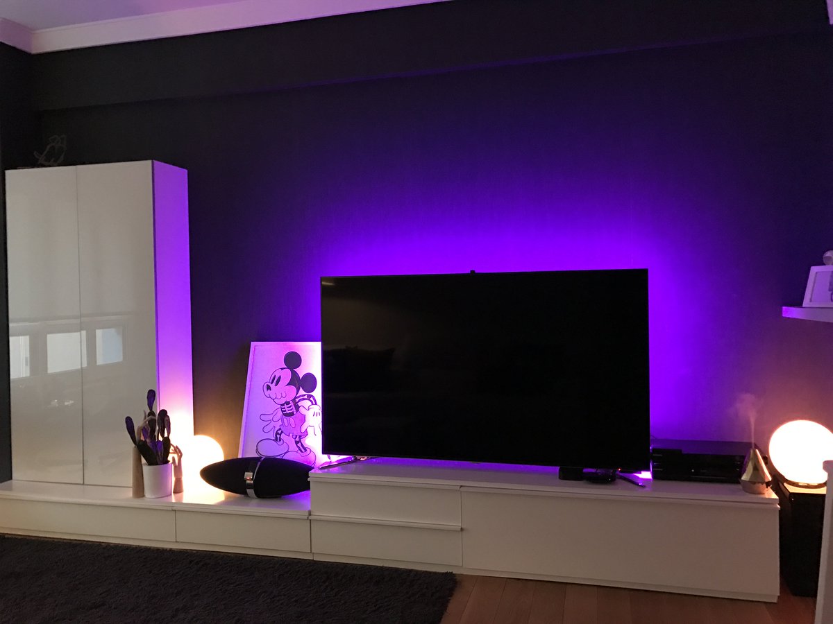 Smarcotech tweet picture