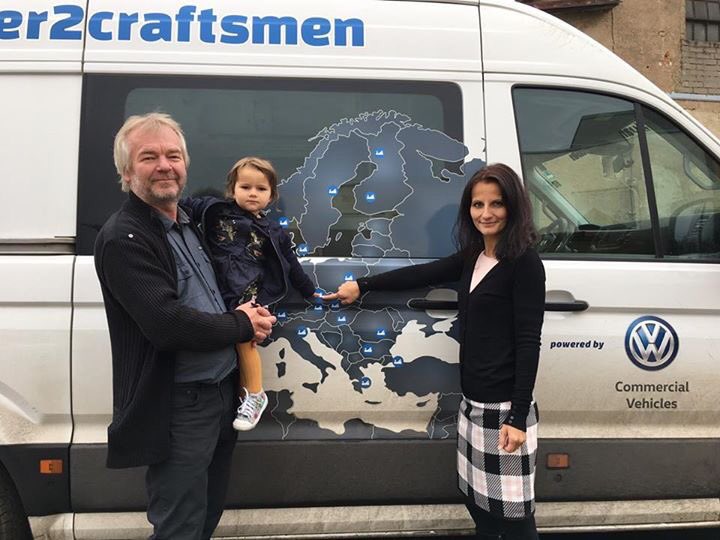 crafter2crafts's tweet photo. That's what we call a family business 😉  In Stará Hut' Ales Svojitkovi is crafting products made out of bronze and iron. #crafter2craftsmen https://t.co/w4FGoQDHAP