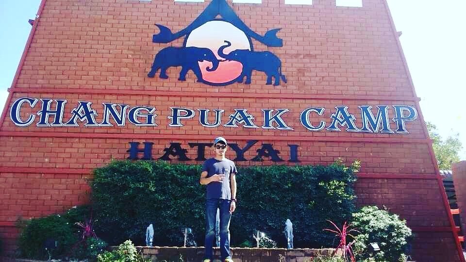 NapiSaari's tweet photo. Semakin aku belajar semakin aku sedar bahawa aku tidak tahu apa-apa. ✊ https://t.co/udJNC5PeRC