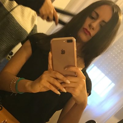 YasmineCieri's tweet photo. Inizia una nuova settimana #lunedi #fuoriceilsole #NuovaFotoProfilo https://t.co/jqhSvRIejr