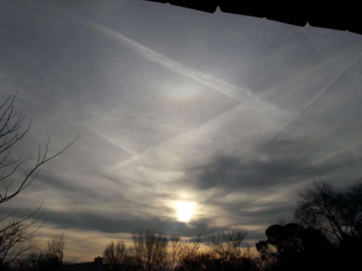 1960ava's tweet photo. They took my life away when they took the sky away. 
#GeoEngineering 
#chemtrails 
#owningtheweather
#killers 
#thieves https://t.co/yqLpMgnFGQ