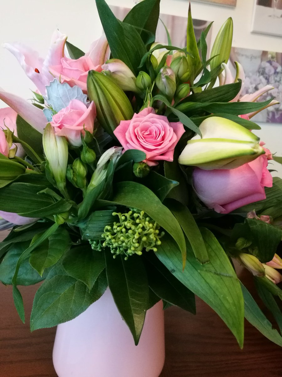 <a href="/800flowerae/">800flower</a> thanks for sending mum's flowers on time. She loved it !