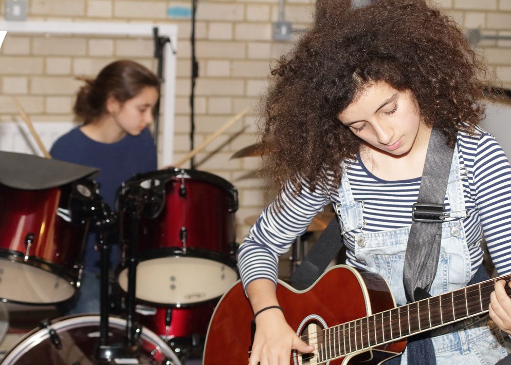RockRollRecruit's tweet photo. Email #RockAndRoll #Recruits info@richardcoulsonmusic.com to be added to our mailing list for more news of #HolidayCamps &amp; more! #livemusic https://t.co/7HhRcul2A8
