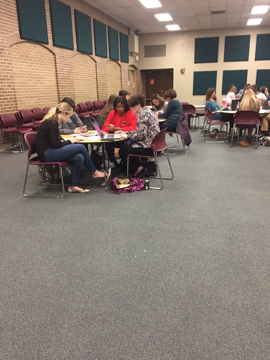 Julesshirer's tweet photo. @ArnoldMustangs Ames teachers working hard on text sets #read2bReady https://t.co/KudxOU51Sn