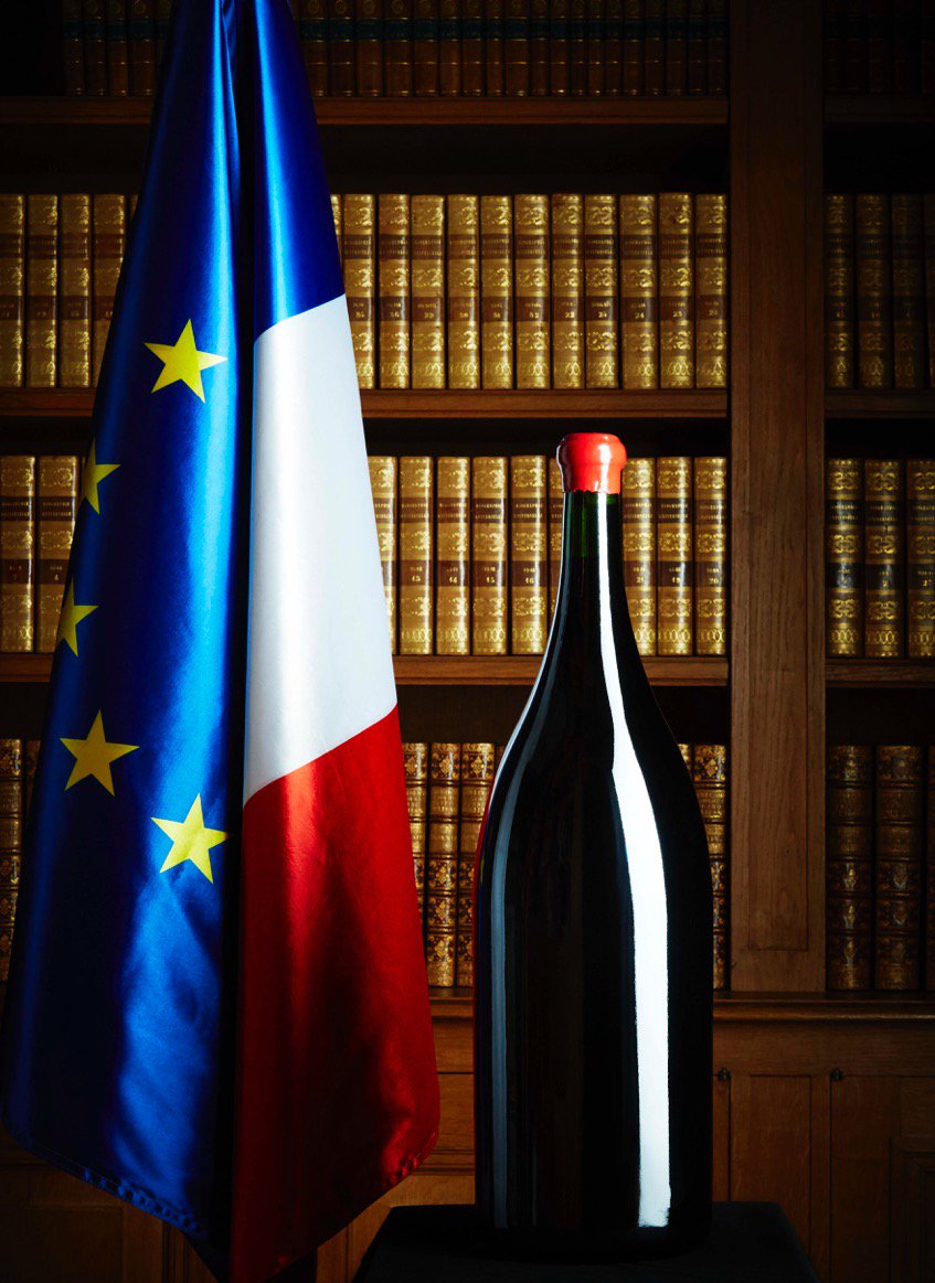 [CP] Elections législatives et présidentielle 2017: quelle place pour le vin dans notre société? bit.ly/2lCVXwj