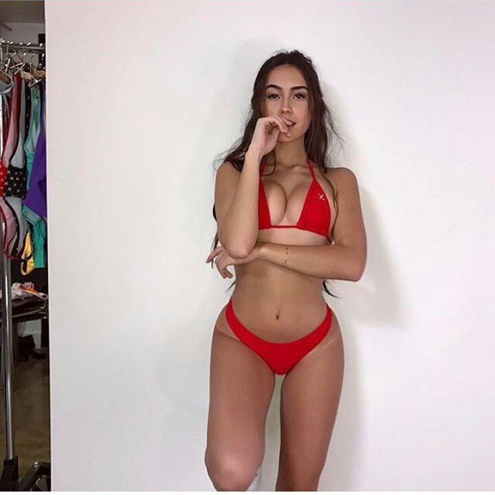 PYSCHOBABYGlRL's tweet photo. New fake
Show ya girl some loveee https://t.co/vjQI4Jet8Z