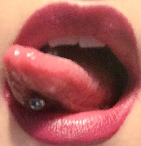 ViviennelAmourX's tweet photo. Which one of My naughty #Scottish #Submissive #Slutbags is going to collect Me from the car park & #Chauffeur Me to My residence? #Edinburgh https://t.co/8mdej0uxOx