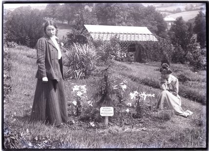 bathintime's tweet photo. A few tickets left at the @Fashion_Museum for a talk by Professor June Hannam on Bath’s suffragettes https://t.co/nnSaOop2KK https://t.co/8EXG5MiruT