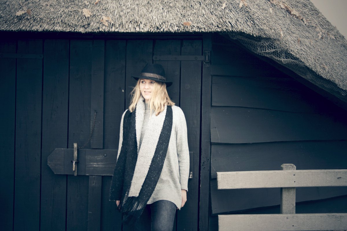 Wij hebben een #stagiaire, Anne van Ekeris. Benieuwd naar wie zij is? Op onze website stelt ze zich voor. burokoorts.nl/blog/even-voor…