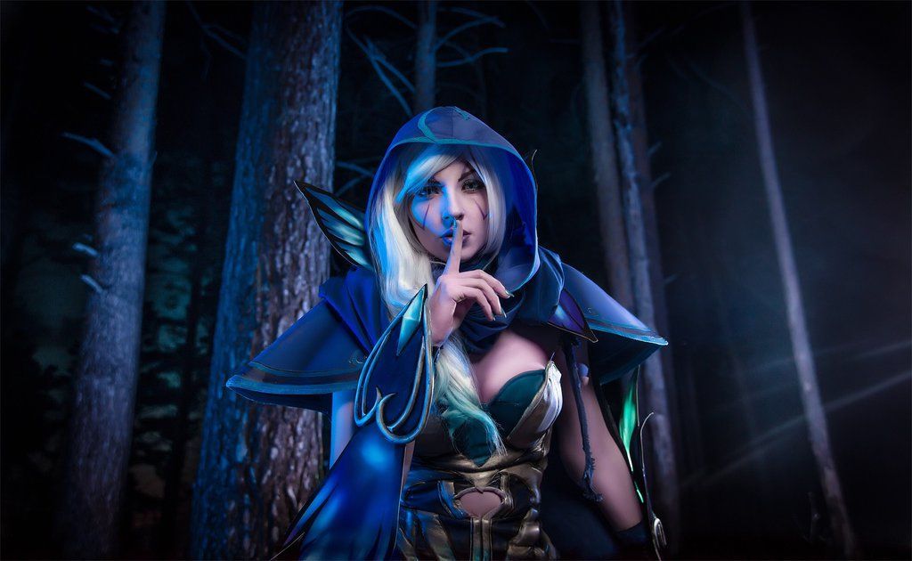 EsportsMediaRo's tweet photo. Drow Ranger cosplay facut de @_amiomio . #D2RO #Dota2
Deviantart: https://t.co/sFIw2QX5t8 https://t.co/j5Fe7TNNzj