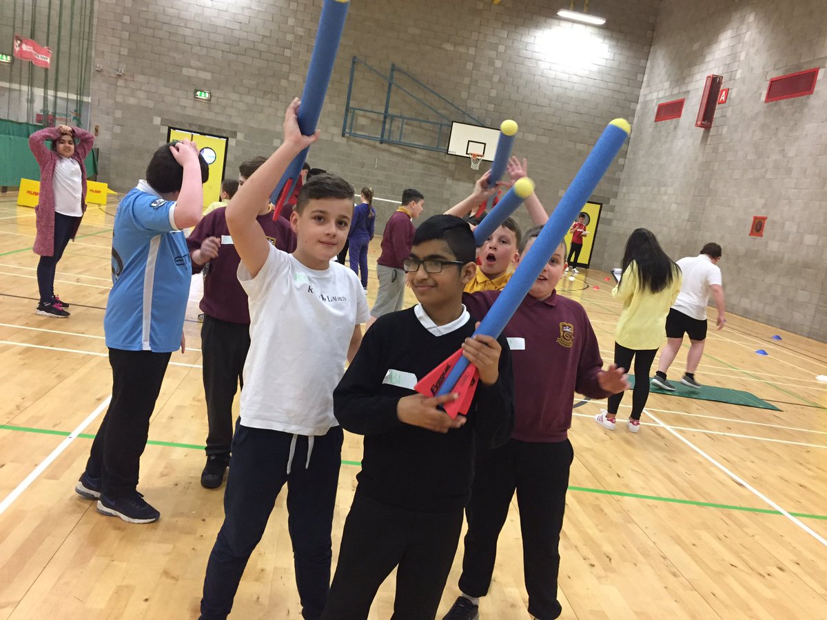 activeschoolsFS's tweet photo. @castlemilkhigh Another great day of leadership gearing up for the athletics heats with @Castleton_Pri https://t.co/dGGwGwFXwY