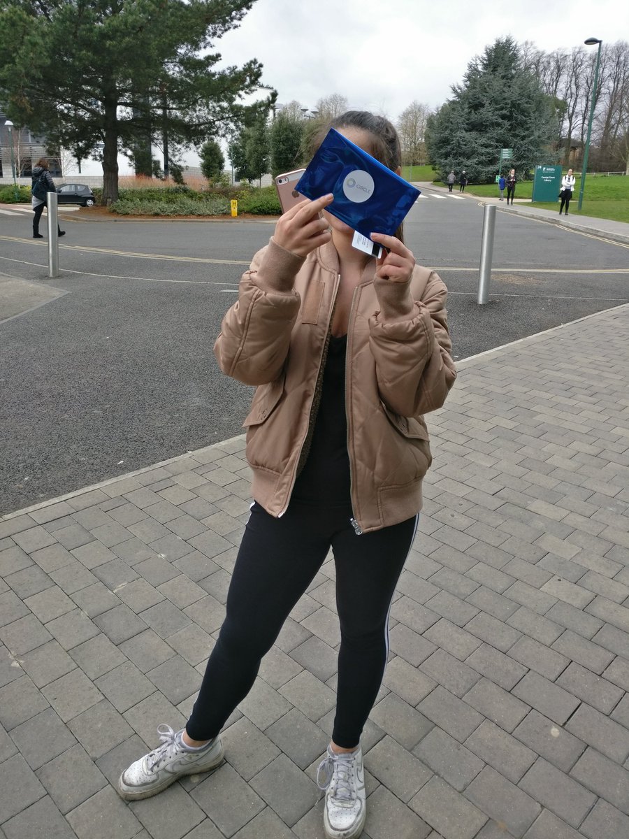 Cash on Campus tweet media