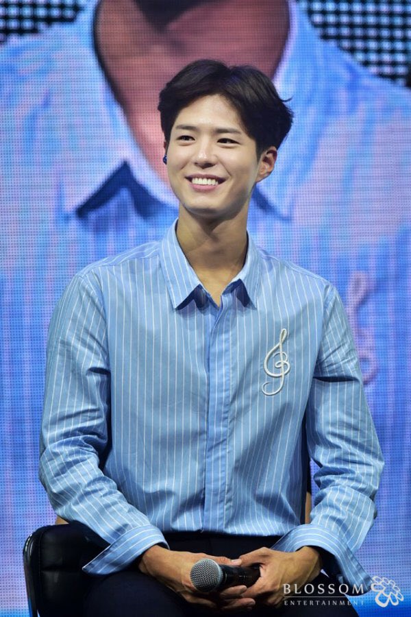 Korseries's tweet photo. พัคโบกอม ในงานแฟนมีตติ้งที่สิงคโปร์ เมื่อวันที่ 18 ก.พ. ที่ผ่านมา โดยมีซงจุงกิ มาเป็นแขกรับเชิญเช่นเดียวกับประเทศไทย😍❤️ https://t.co/CsVM5N1yEN