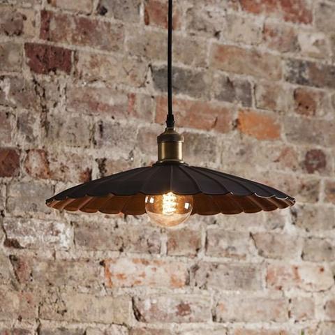 ModishLiving's tweet photo. Bright up your small kitchen without compromising on space https://t.co/YMyc1ApC1S #interiordesign #smallkitchendecor #homedecor #industrial https://t.co/9u6wv91jJk