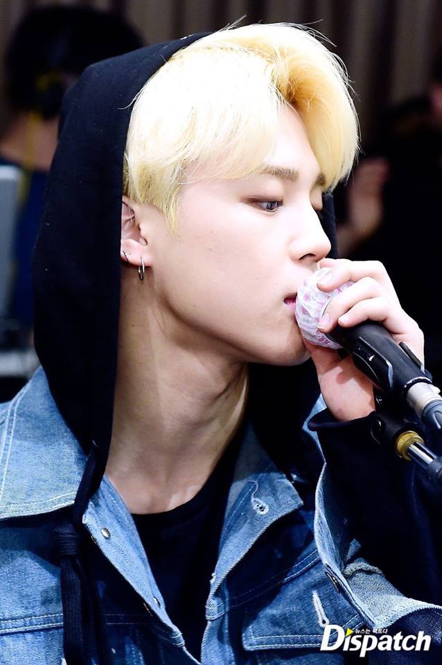Jiminiecath's tweet photo. #JIMIN
i've really fall so hard😍😍😍😍😍 https://t.co/vOncp6LJQ0