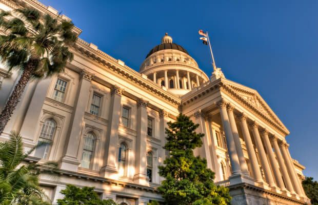 uspoker's tweet photo. California Takes Yet Another Swing At Legal Online Poker With New Bill https://t.co/xn7TptAQnw via @SteveRuddock https://t.co/ruop4MVRO7