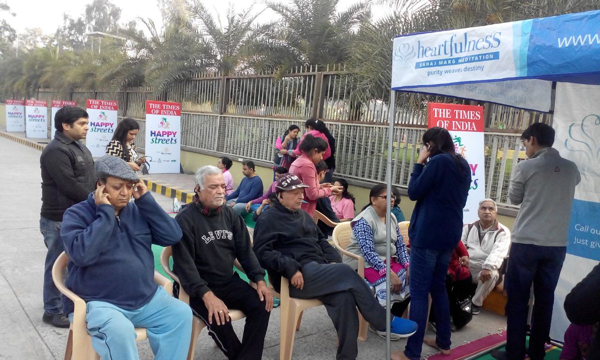 Heartful_Raah's tweet photo. Heartfulness@Happy Streets, Noida: The road belongs to you. #heartfulness @kamleshdaaji @heartful_ness https://t.co/HeWDCkFTEs