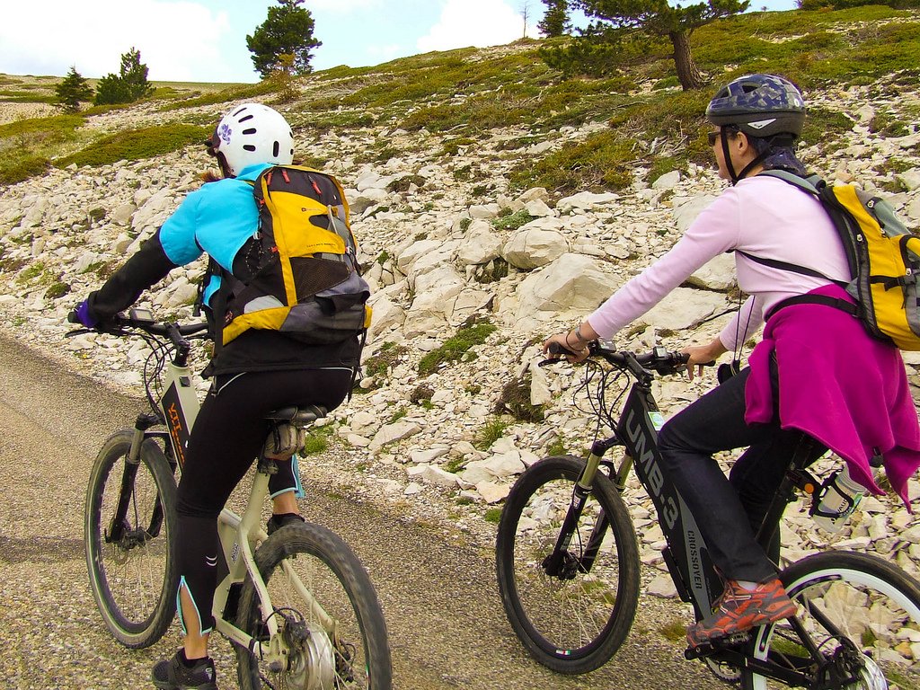 veloelectcorenc's tweet photo. https://t.co/96hJTdJD3v Le saviez-vous? Depuis le 18 février, l’Etat offre 200€ pour l'achat d'un VAE. + d'infos au #SVEC2017 https://t.co/xrtCnlJHmg