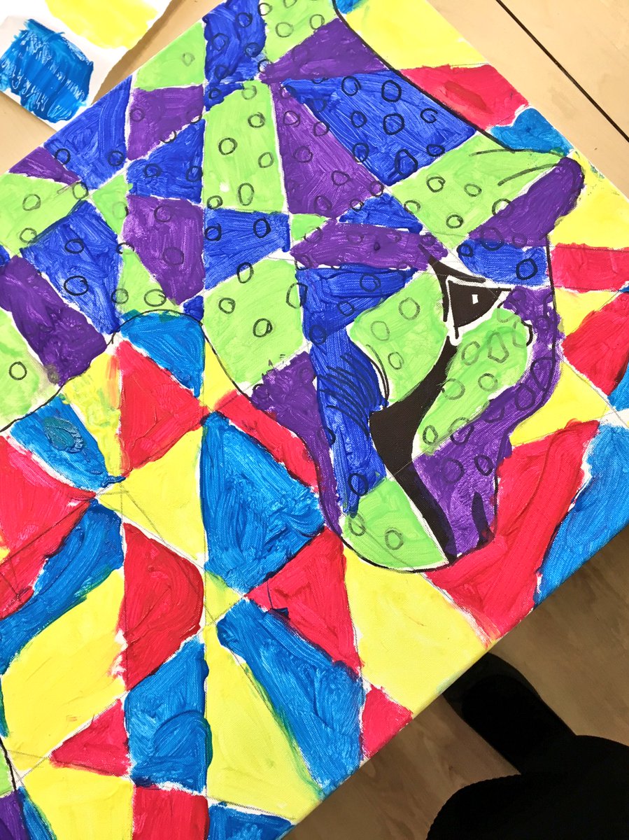 art4creativity1's tweet photo. Project One: Animals in Action. Waiting for the final details tomorrow! Well done girls! #art4creativity https://t.co/HuCWyTBy2M