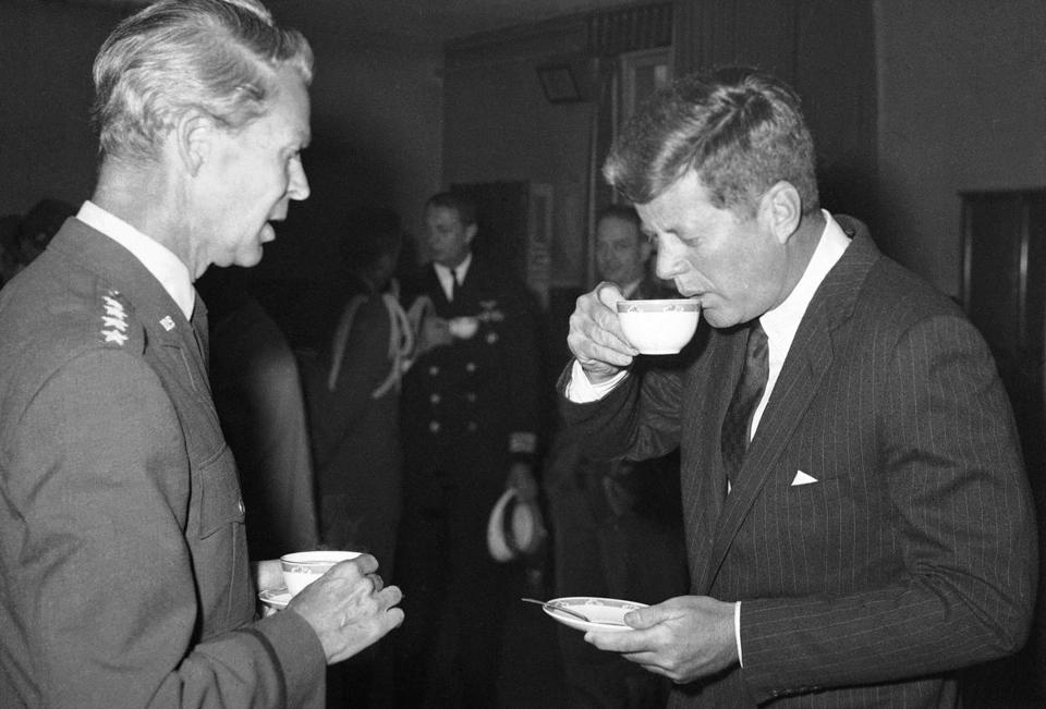 JavaBeansandJoe's tweet image. Finally, an issue we can all agree on: #coffee. #presidentsday #jbj