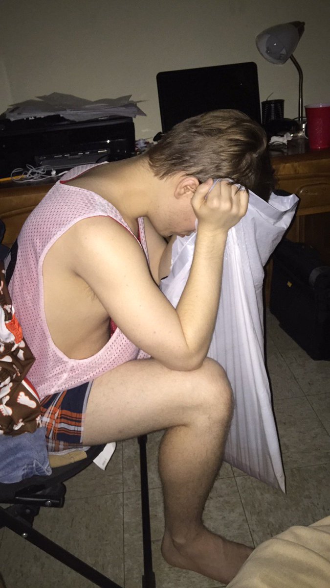 LeJorp's tweet photo. happy birthday buddy @ErkinND #babymeat https://t.co/iococE5rY3