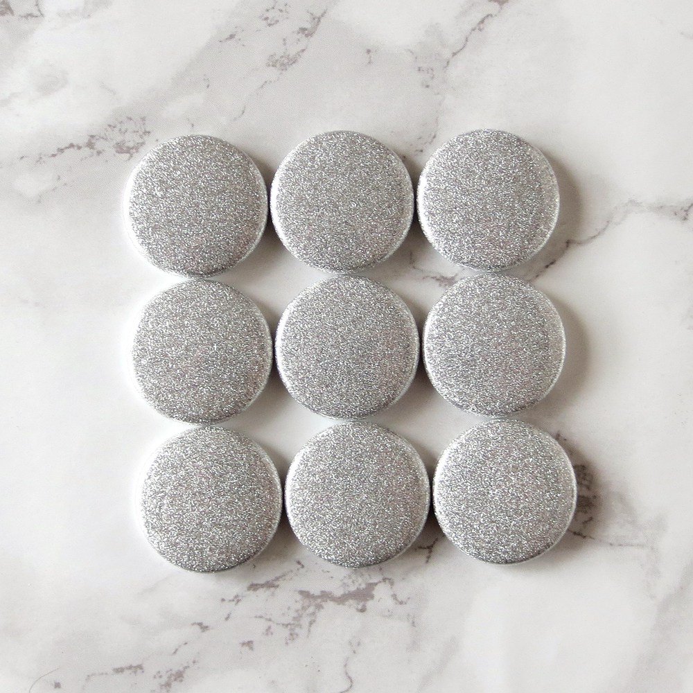paper_sonata's tweet photo. Silver Glitter Magnets https://t.co/E0Fuszk7Y8 https://t.co/waHcwLTe7E
