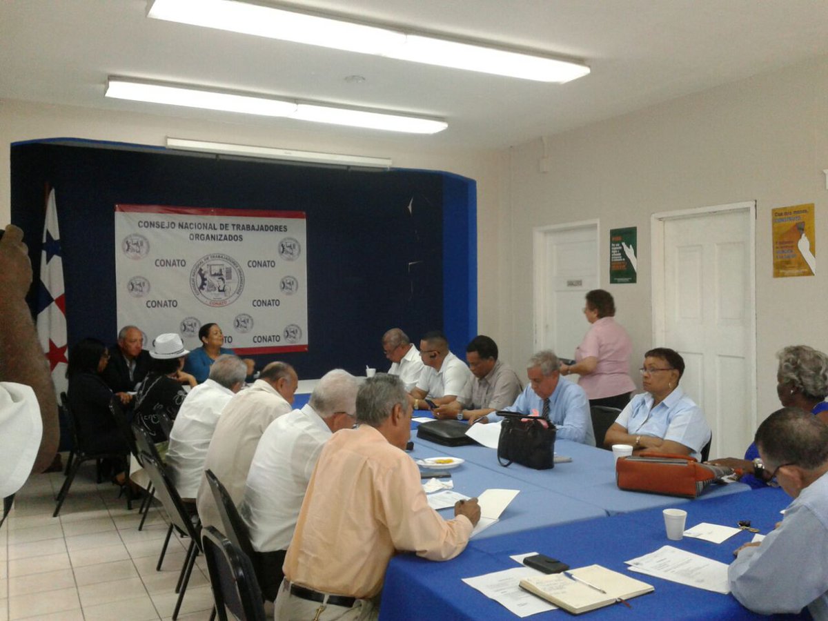 ForoProReformas's tweet photo. En la sede de CONATO se dio cortesía de sala al Foro Ciudadano Pro Reformas Electorales. https://t.co/v21wXJgNaG