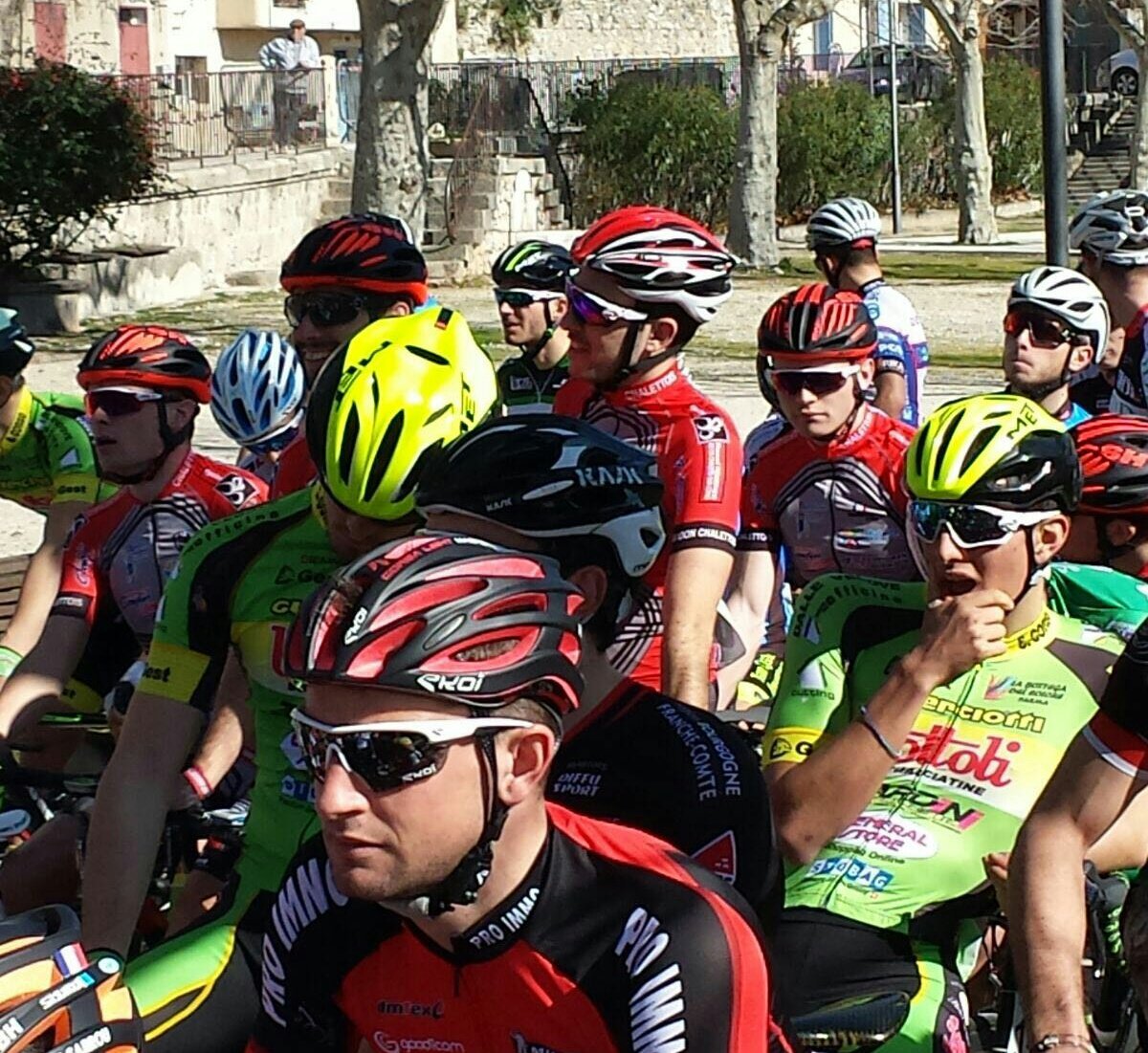 mirco_padovan's tweet photo. E la concentrazione pre gara può accompagnare solo🙃 #niggatraipallidi https://t.co/bOvslEWjSN