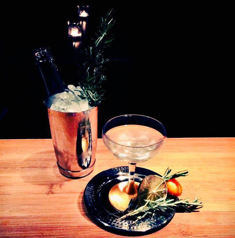 #ArthurBadaroux &amp; #ElChapo chez #LeDandy 21-28 février
+d’infos Festival: ow.ly/e9Qd309axSI 
Tickets salon: ow.ly/uLFE309axSJ