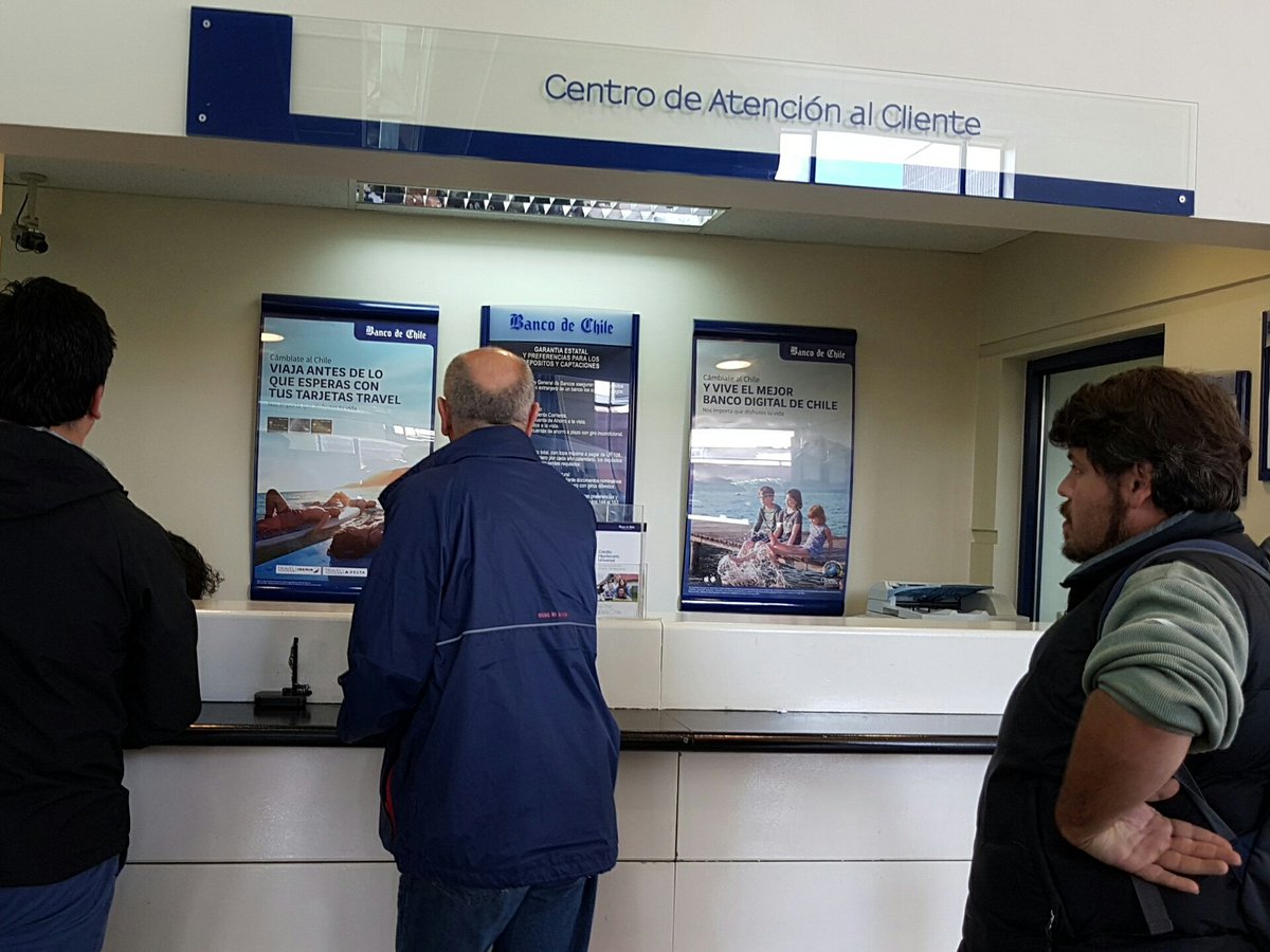 JimePohl's tweet photo. @BancoChilecl pésimo servicio atención al cliente en sucursal Puerto Varas, tiempo espera supera los 30 minutos de pie https://t.co/PFsYZyvSUQ