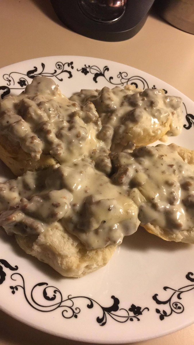 Flattuss's tweet photo. @Ventchat Homemade #BreakfastChamp https://t.co/Q2oLXWy6sx