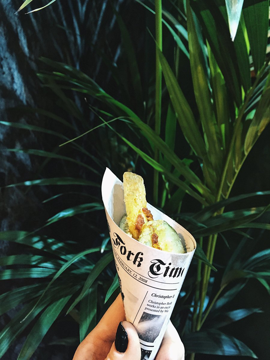 gastrobonduelle's tweet photo. ¡Happy Hour de Tempura! 👯 Todos los dias en #HIP2017 ⌚ De 17,30 a 18,30 h #tapasbonduelle @expohip https://t.co/VOtVEUIA0H