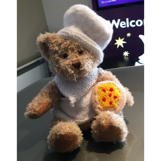 MrBernardBear's tweet photo. Thanks everyone who took part in my #BernardBearWeek! And congrats to @TweetatPIOldSt @PiFossePark @SarahJWoodford @mandwhit @nclairport_pi https://t.co/2aoxSCAu9q