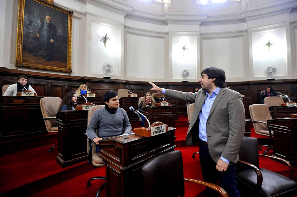 ConcejoMLP's tweet photo. Tenés que comunicarte con el Depto. de Prensa y Ceremonial, al Teléfono 0221- 429-1000 Interno 724, o enviá un mail a: icardi@laplata.gov.ar https://t.co/6IQQ8QUu4v