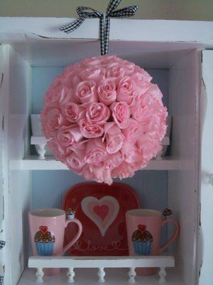FaveCrafts's tweet photo. Flowers that never die? Let's make them! https://t.co/4d0rMLqepU #crafting #flowers https://t.co/WsqlAERmqa