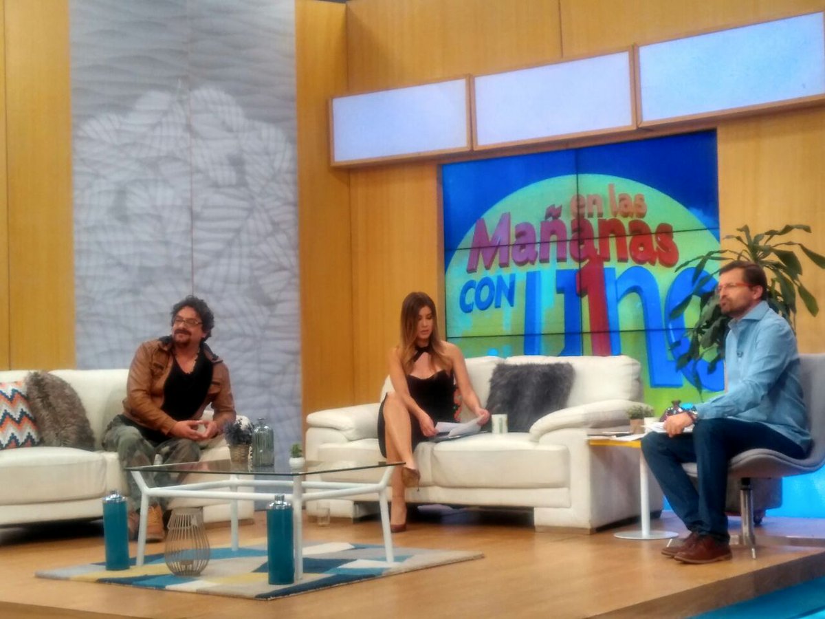 El profe <a href="/vesgaricardo/">Ricardo Vesga</a> hablando sobre @AcademyCharlot en <a href="/MananasconUno/">Mañanas con Uno</a>