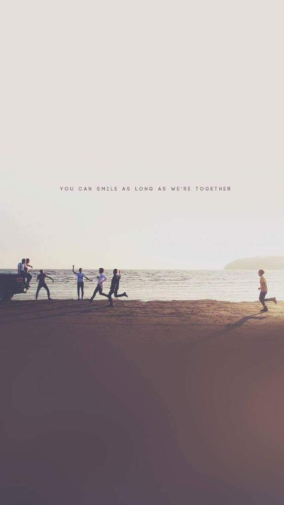 最高bts花样年华桌布