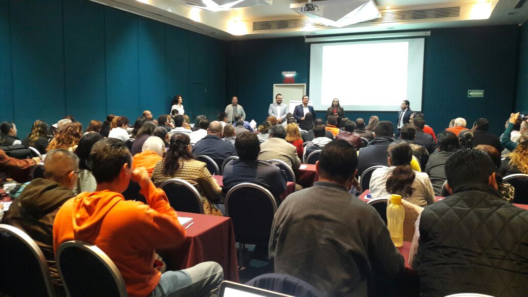 saire83's tweet photo. Inicia curso: Fortalecimiento de competencias matemáticas para 614 profesores de 3o de secundaria.
 #lacalidadimplicacapacitación https://t.co/PpF841xHPX