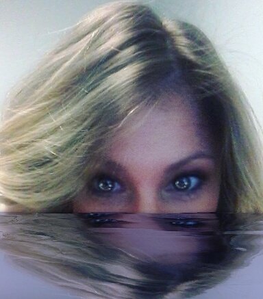 XTINE_33's tweet photo. Snapchat fun @ work! https://t.co/UQQCB5SZX5