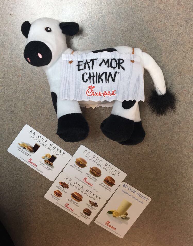 CFA_InTheMall's tweet photo. Happy Presidents Day! To celebrate, one lucky winner will receive 4 BOGs and a plush cow toy! Retweet and tag a friend your chance to win! https://t.co/1jpQz4SYVb