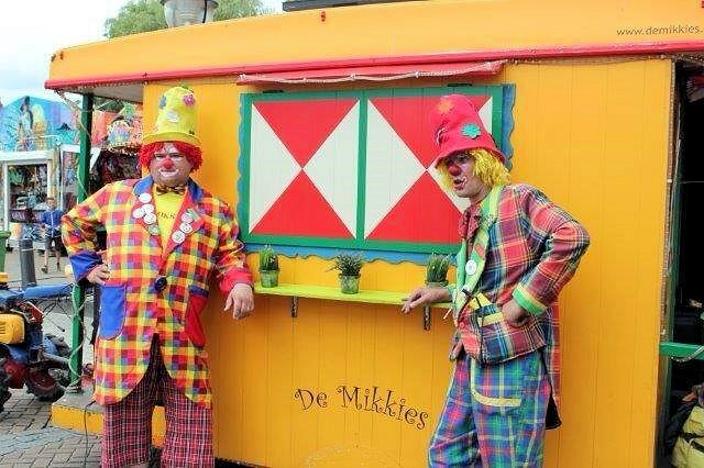 TFlakkee's tweet image. Superveel te beleven in het Kinderdorp!
Kom 20 mei springen, dansen, zingen, knuffelen, klimmen, graven, broodjes bakken en schminken!