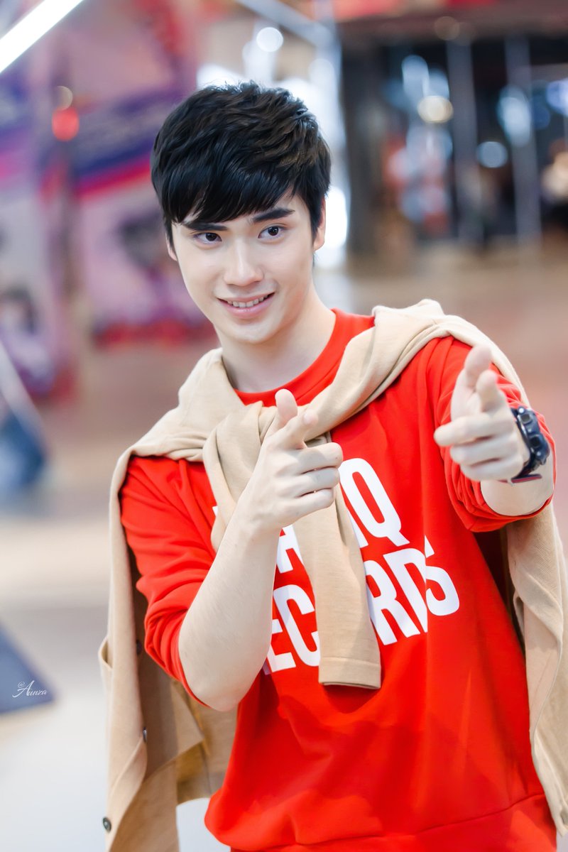 aunza3326's tweet photo. 17.02.20 ปัง!!!! เข้ากลางใจ @Tee_Jaruji
#showDC #50firstdate #teeplus https://t.co/Tt5HRZhD3V