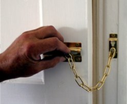 QualityLocksLtd's tweet photo. At #QualityLocks we offer a range of door and window security products to help improve your #homesecurity. https://t.co/PrRtnOlANS https://t.co/OsGWclhjRC