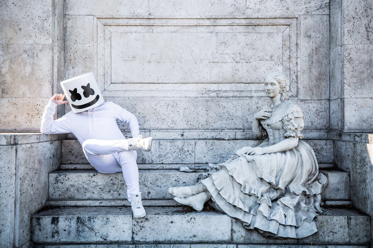 marshmello's tweet image. Tinder dates are never fun...