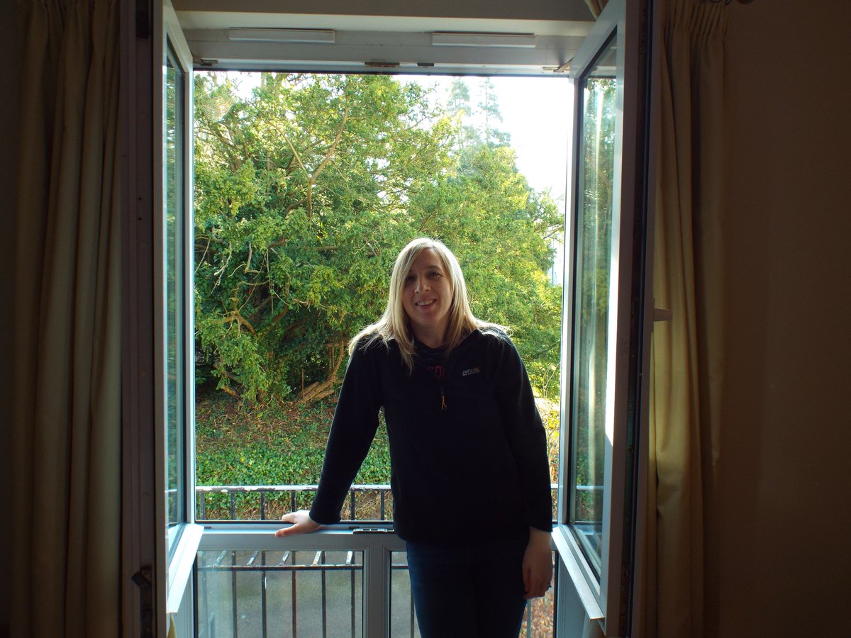 ShellSkip's tweet photo. Thank You so much @LateRooms and @HawkwellHotel for my fantastic stay thanks to #FreeStayFriday! It's a fab hotel, room had a lovely view. https://t.co/18oN8wIEh8