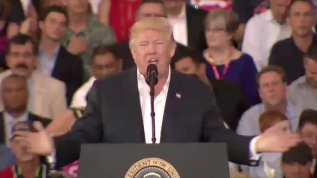 PolitiFact's tweet photo. .@realDonaldTrump in Florida laments 'what's happening last night in Sweden.' But nothing happened. https://t.co/Xt5iQIpBkC https://t.co/IvbQzePtt9