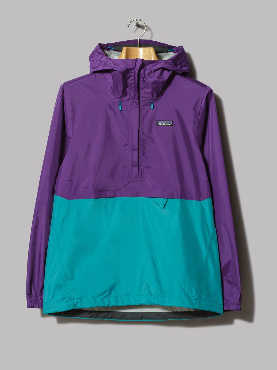 UKOutdoorDeals's tweet photo. Not a deal, but loving the colour combo on this https://t.co/LvvqWo6zkG @patagonia #Torrentshell from @OiPolloi! 

Well worth the £90 RRP! https://t.co/0bOCLpHo7v