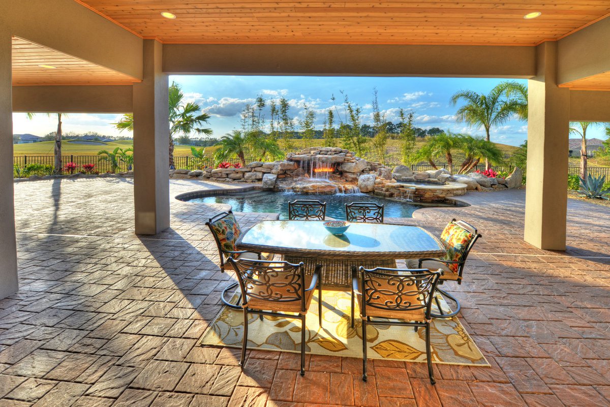 StarsOfPremier's tweet photo. 4BR/4BA #PortofinoEstate #CustomHome #GolfCourseHome #OasisPool #Waterfall #GatedComm #SafeRm #Video https://t.co/E83zySRadJ https://t.co/VzMiAUsoWK