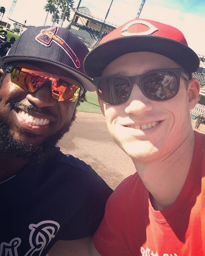 KHellebrand's tweet photo. Say what you want about @DatDudeBP but he noticed me in my @Reds gear and came over to say hi. Gonna miss you BP and thank you! #ButtTag 😂🤘🏻 https://t.co/EiO91Kr88P