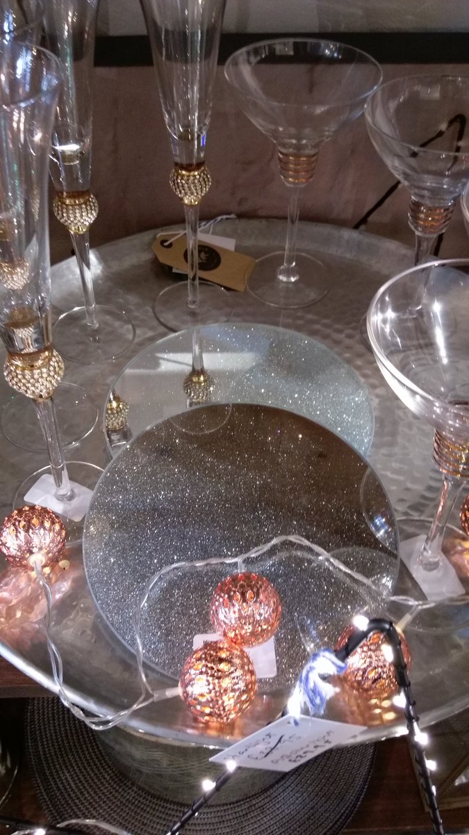 What more could you want for a party? #bling glasses and coasters for the #Ultimate #girlsnight  in. #champagne #darling ?